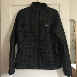 Patagonia women’s nano puff jacket